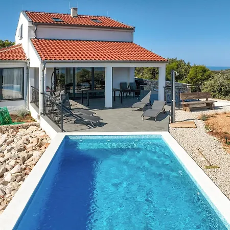 Stunning In Ferienhaus