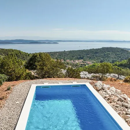 Awesome In With Outdoor Swimming Pool